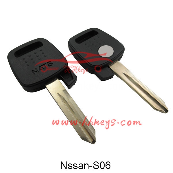 Nissan A33 Transponder Key Shell With Plug