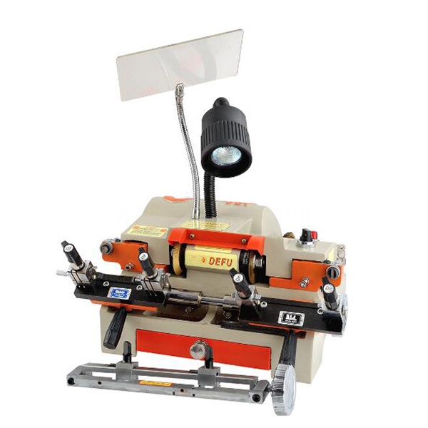 máquina de corte Defu Modelo 100E1 con el cortador externo